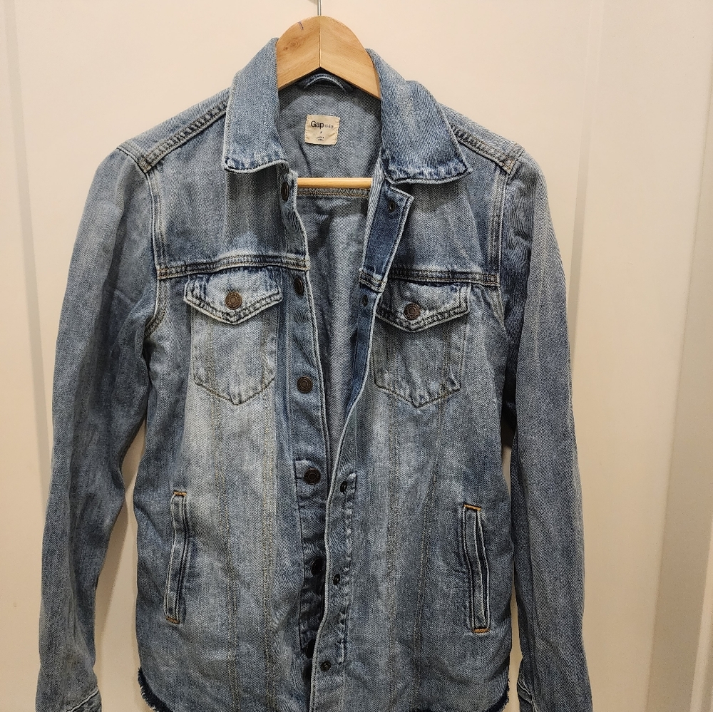 Gap demin shirt jacket